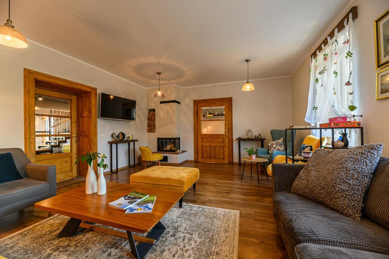 The Good House - Harman Bed & Breakfast Exterior photo